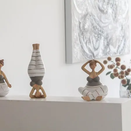 Buddha - Stadtnah, Balkon, Parkplatz, E-ladestation Fuer Autos & Fahrraeder, Fitnessstudio