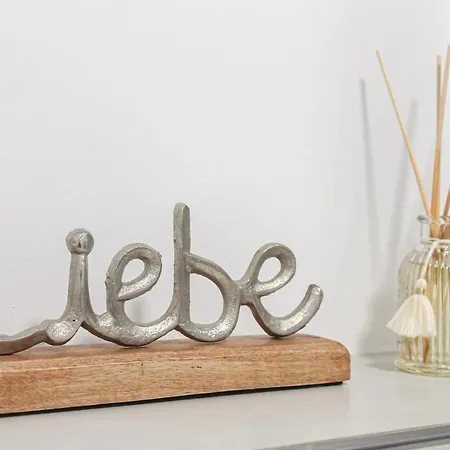 Buddha - Stadtnah, Balkon, Parkplatz, E-ladestation Fuer Autos & Fahrraeder, Fitnessstudio Apartamento *