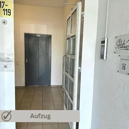 Appartamento Buddha - Stadtnah, Balkon, Parkplatz, E-ladestation Fuer Autos & Fahrraeder, Fitnessstudio